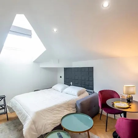 Cosy Dans Le Centre De - Ac, 2 Pers